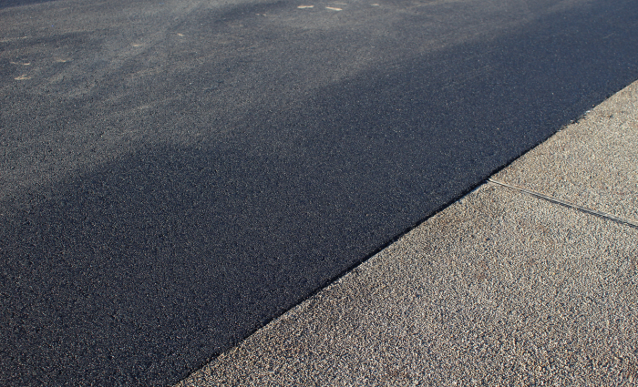Aansluiting asfalt op PlasticRoad elementen.JPG