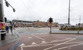 20230224 Amsterdam CS plein Prins Hendrikkade 0 meting 021-021.jpg